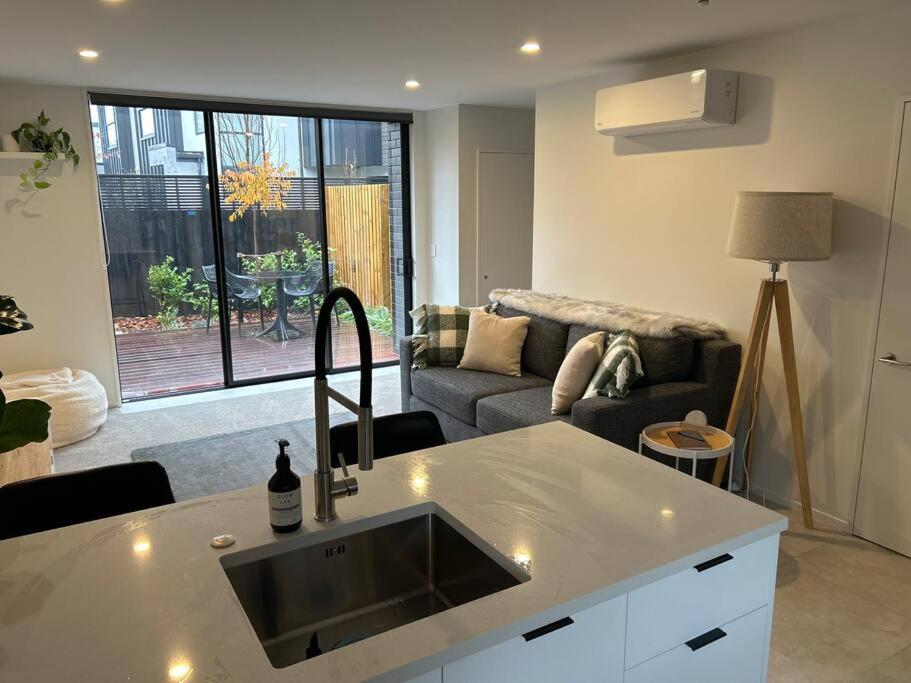 Luxury 2 Bedroom Hideout Near Cbd,Merivale Mall Christchurch Buitenkant foto